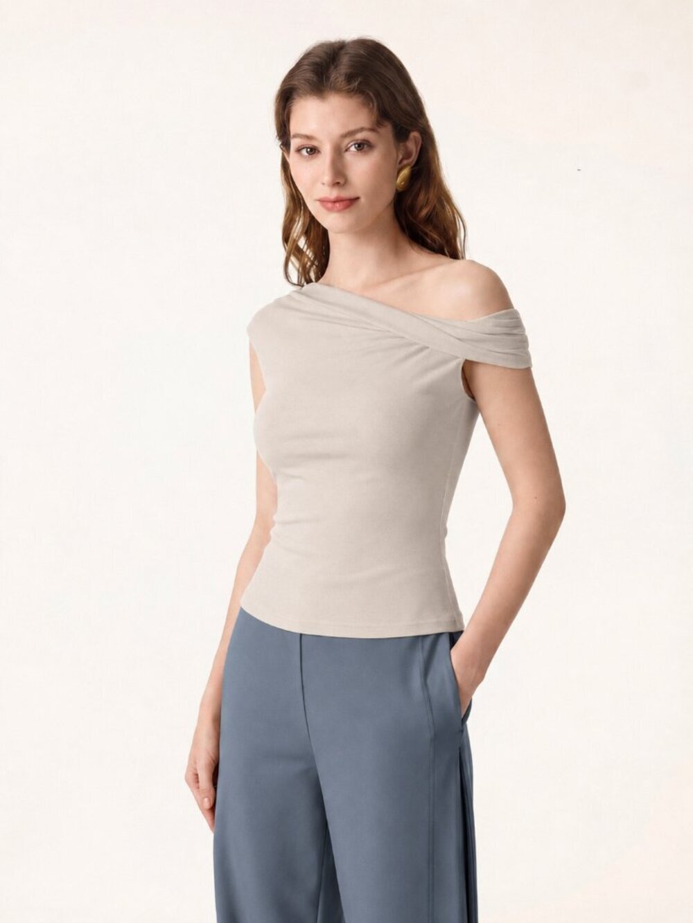 NWT OGL Eco-SkinKiss® Multi-wear Versatile Necklines Bra Top Fog M